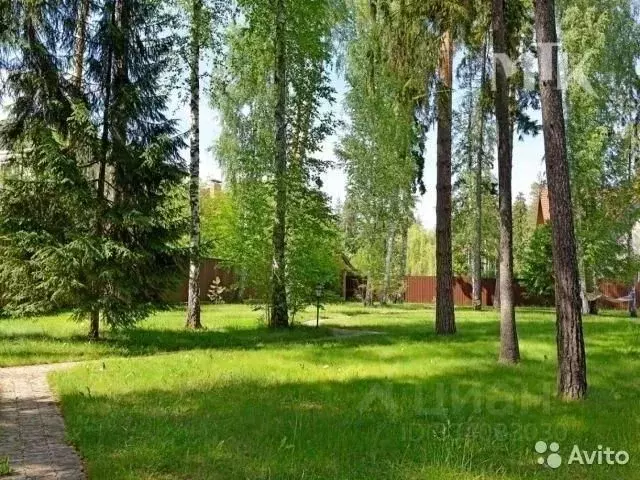 Участок в Московская область, Одинцовский городской округ, д. ... - Фото 1