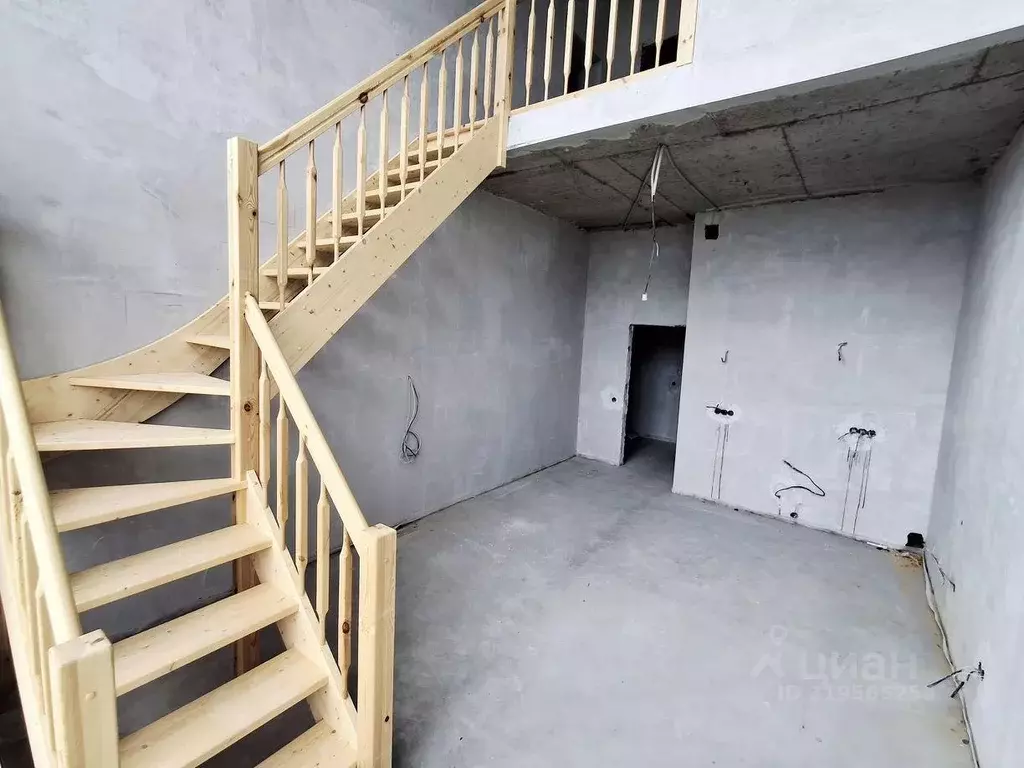 Квартира, свободная планировка, 114.1 м - Фото 1