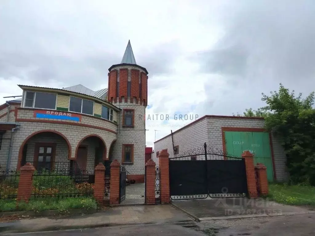 Дом в Алтайский край, Славгород ул. Гагарина, 71а (250 м) - Фото 1