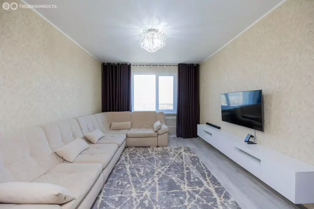 2-комнатная квартира: Оренбург, улица Мира, 3/1 (64.2 м) - Фото 0
