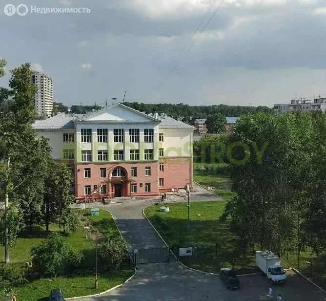 2-комнатная квартира: Новосибирск, улица Макаренко, 19 (55 м) - Фото 0