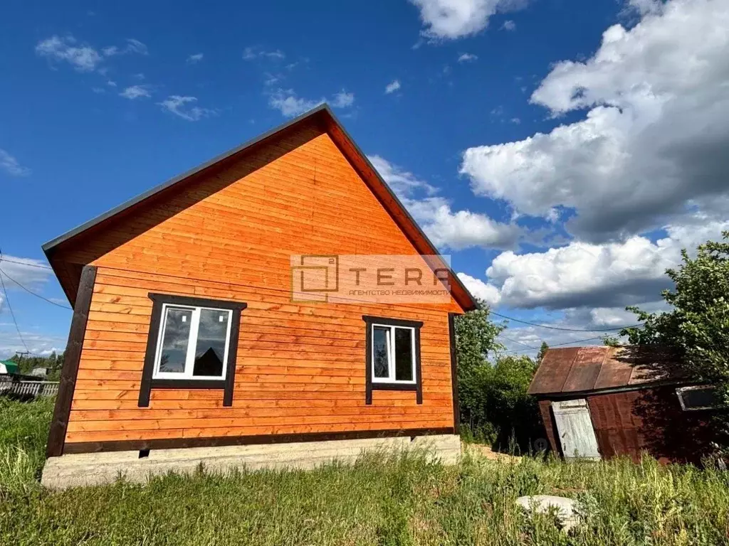 Дом в Башкортостан, Иглинский сельсовет, Родник СНТ ул. Сливовая, 622 ... - Фото 0
