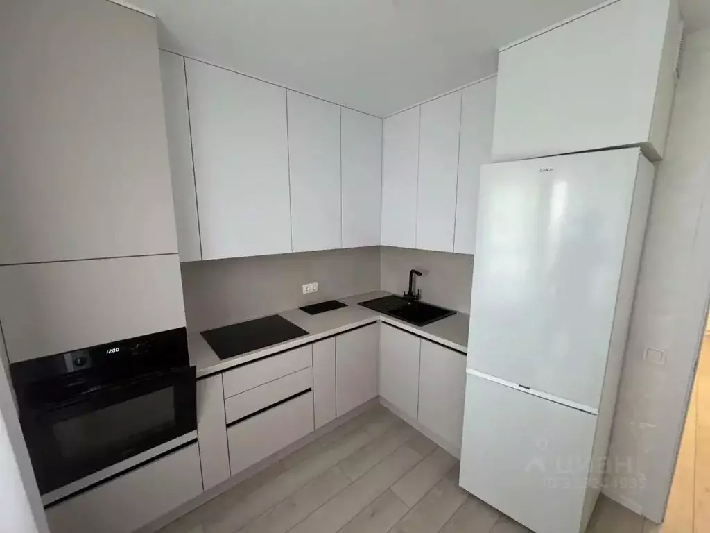 2-к кв. Татарстан, Казань ул. Александра Курынова, 5к1 (51.7 м) - Фото 1