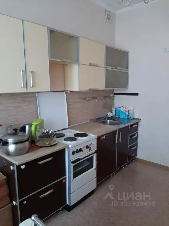 2-к кв. Хакасия, Абакан Аскизская ул., 220А (65.0 м) - Фото 1