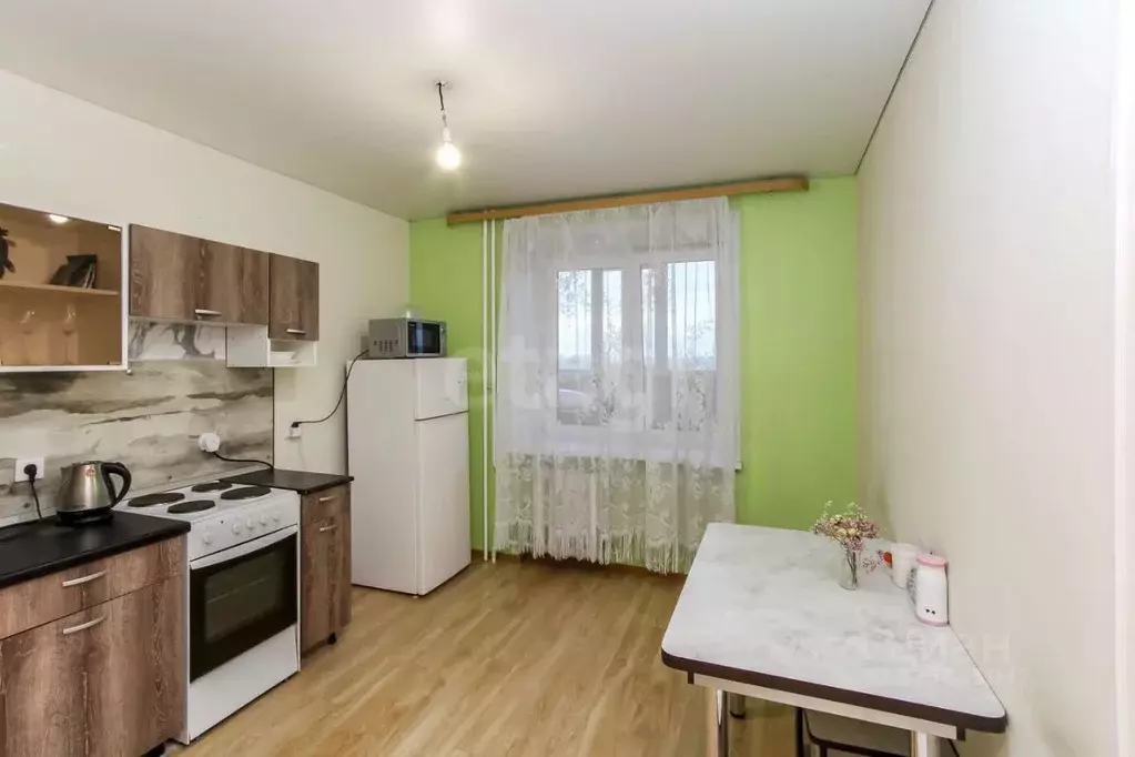 1-к кв. Тюменская область, Тюмень ул. Избышева, 8 (38.0 м) - Фото 1