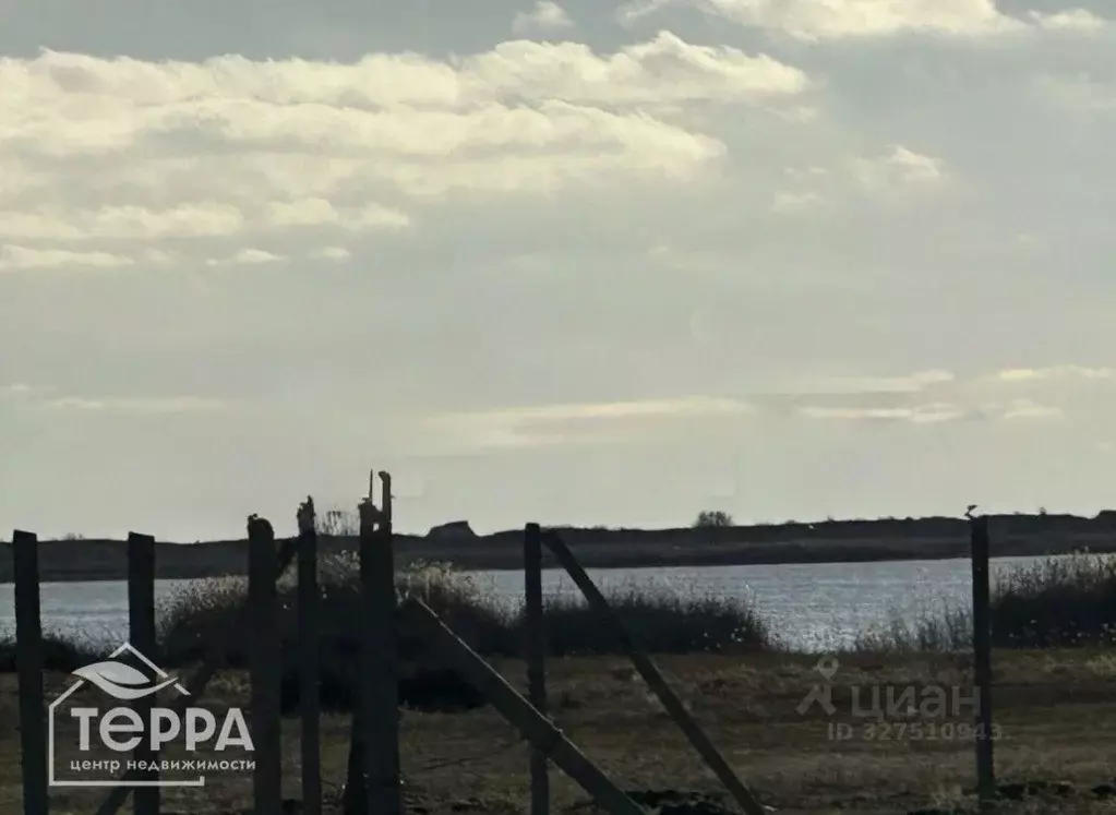 Участок в Крым, Сакский район, с. Молочное  (6.0 сот.) - Фото 2