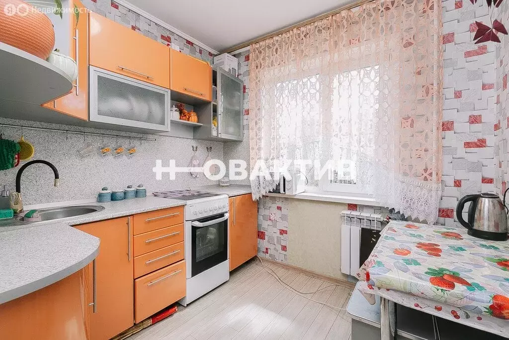 2-комнатная квартира: Новосибирск, Новогодняя улица, 18 (44.5 м) - Фото 1