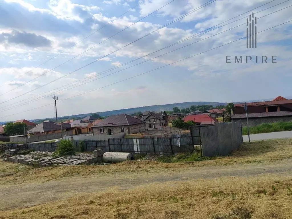 Участок в Чеченская республика, Грозный Самашкинская ул., 18А (6.6 ... - Фото 1