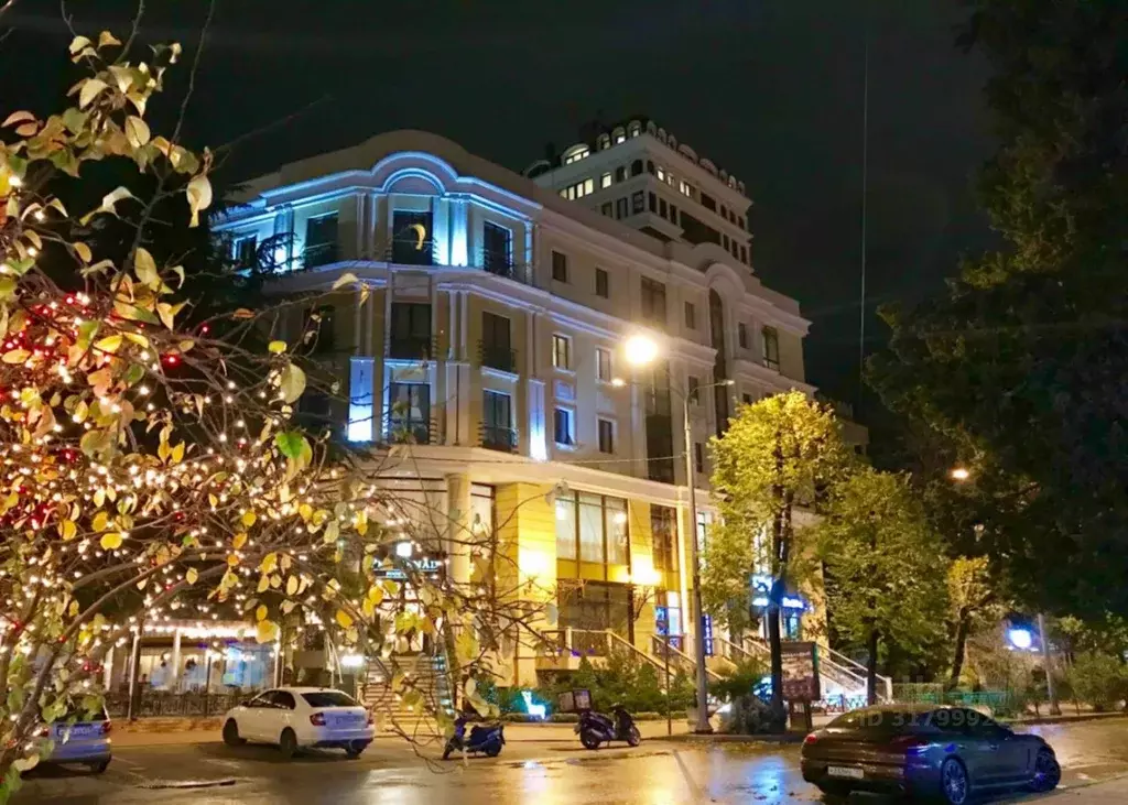 3-к кв. Краснодарский край, Сочи Центральный мкр, ул. Воровского, 3 ... - Фото 0