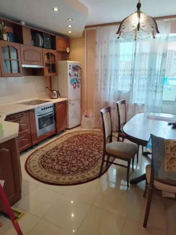 2-к. квартира, 70 м, 6/9 эт. - Фото 0