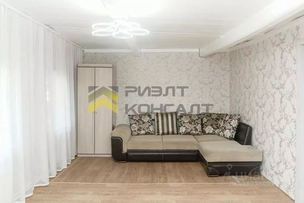 Дом в Омская область, Омск ул. Потанина, 84 (60 м) - Фото 1
