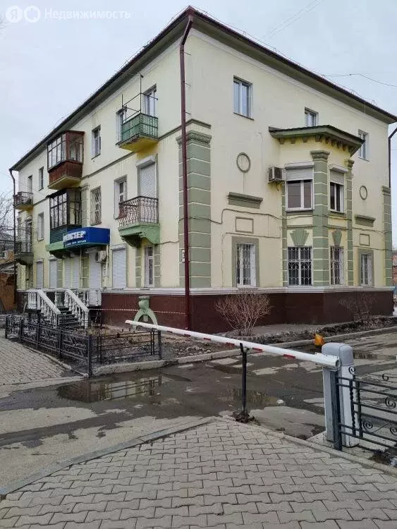 3-комнатная квартира: Иркутск, улица Богдана Хмельницкого, 33 (82.1 м) - Фото 0
