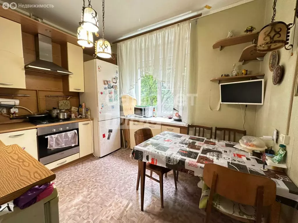 2-комнатная квартира: Уфа, улица Калинина, 22 (56.5 м) - Фото 2