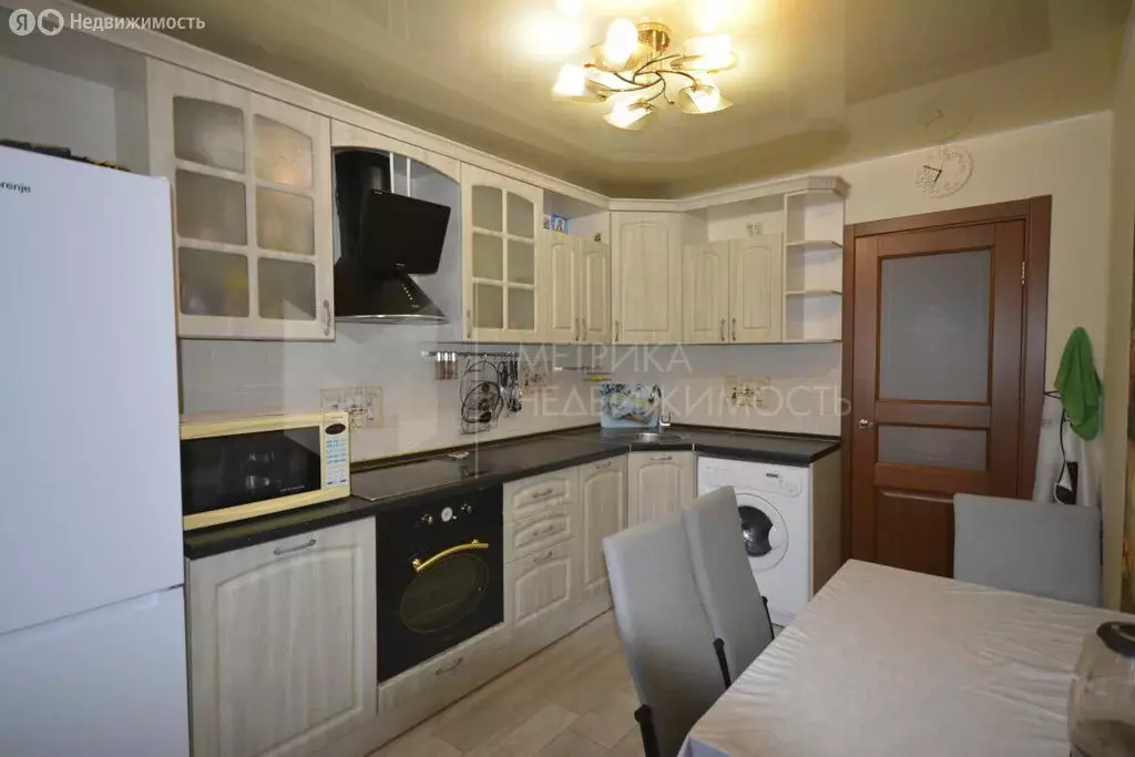 2-комнатная квартира: Тюмень, Таллинская улица, 7к1 (59 м) - Фото 2