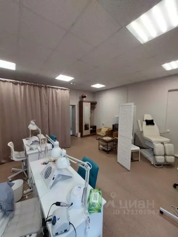 Помещение свободного назначения в Омская область, Омск ул. Фрунзе, 54 ... - Фото 0