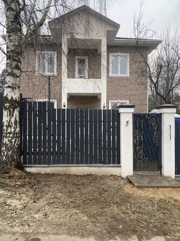 Дом в Москва Крекшино кп, 81 (200 м) - Фото 1