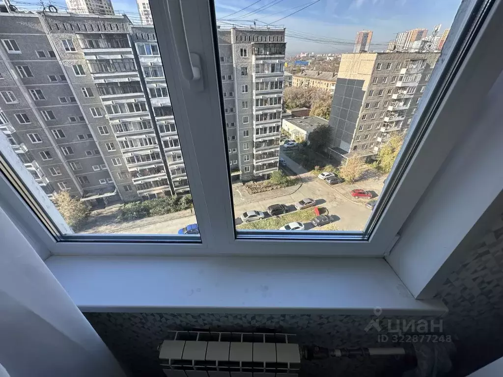 Комната Свердловская область, Екатеринбург ул. Красина, 3 (11.3 м) - Фото 2