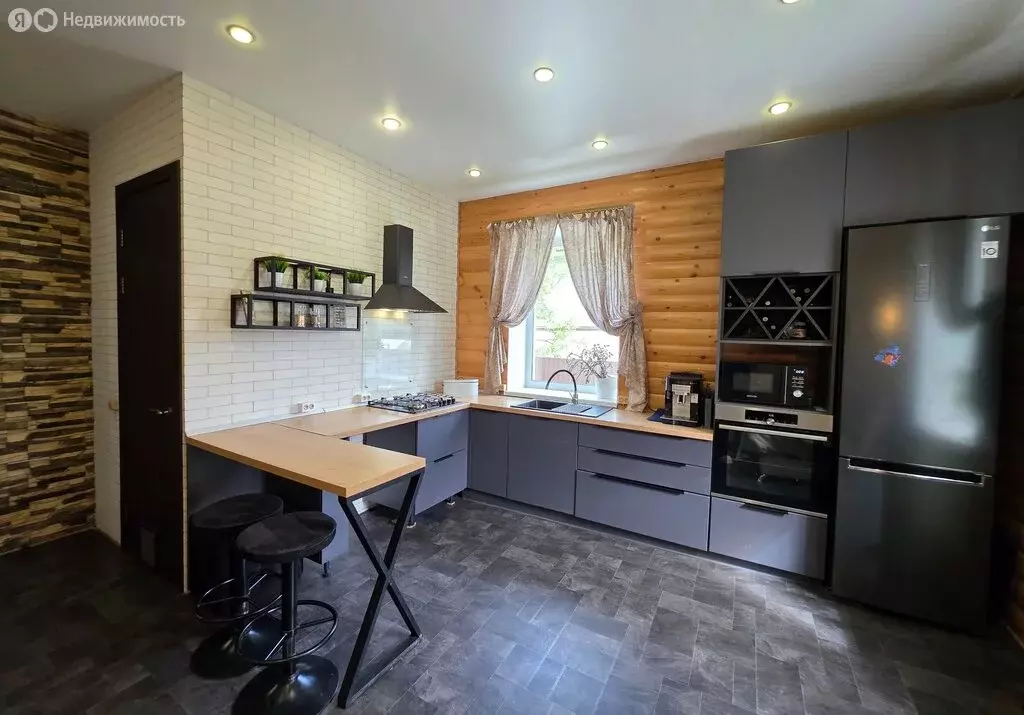 Дом в Брянск, Сельцовская улица (160 м) - Фото 1