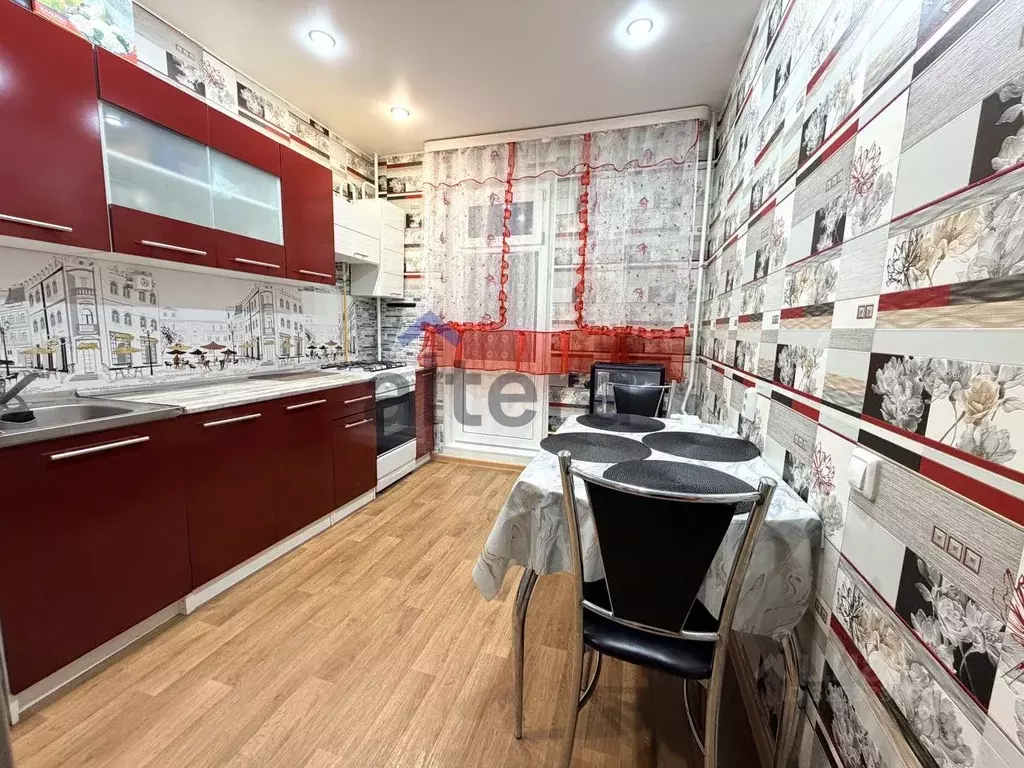 1-к кв. Татарстан, Зеленодольский район, Осиновское с/пос, с. Осиново ... - Фото 1