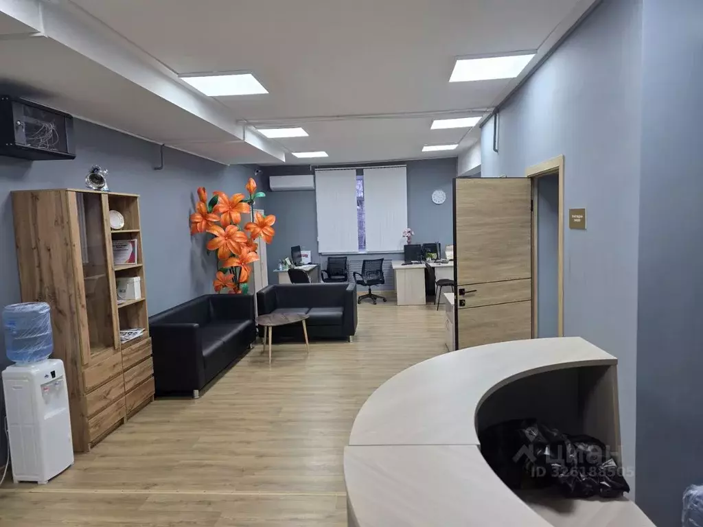 Помещение свободного назначения в Саха (Якутия), Якутск просп. Ленина, ... - Фото 2