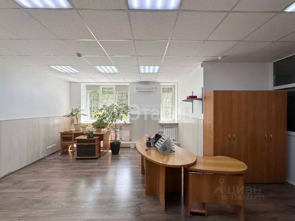 Офис в Волгоградская область, Волгоград ул. Короткая, 23 (116 м) - Фото 1