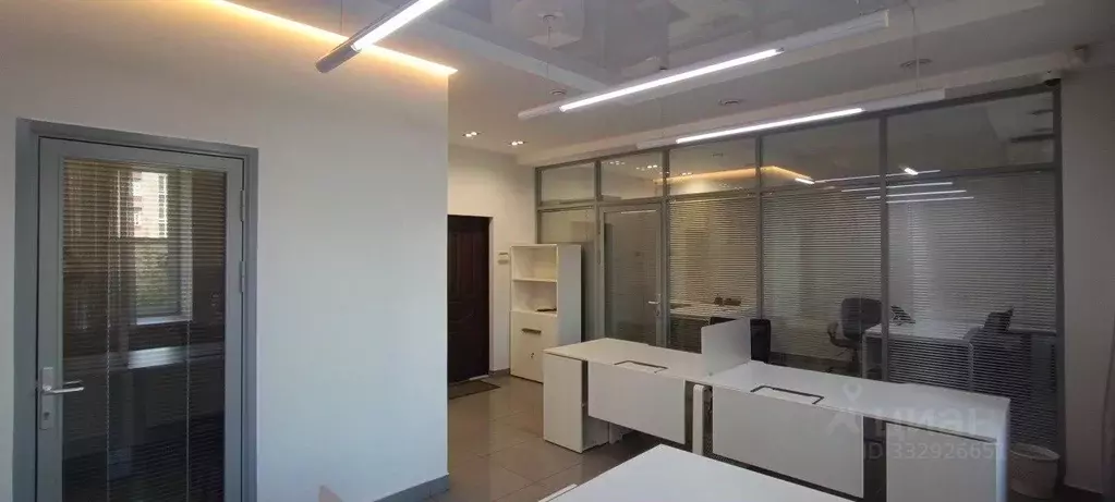 Офис в Свердловская область, Екатеринбург ул. Анри Барбюса, 6 (45 м) - Фото 2