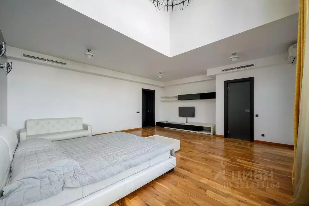 Квартира, 5 и более комнат, 539 м - Фото 1