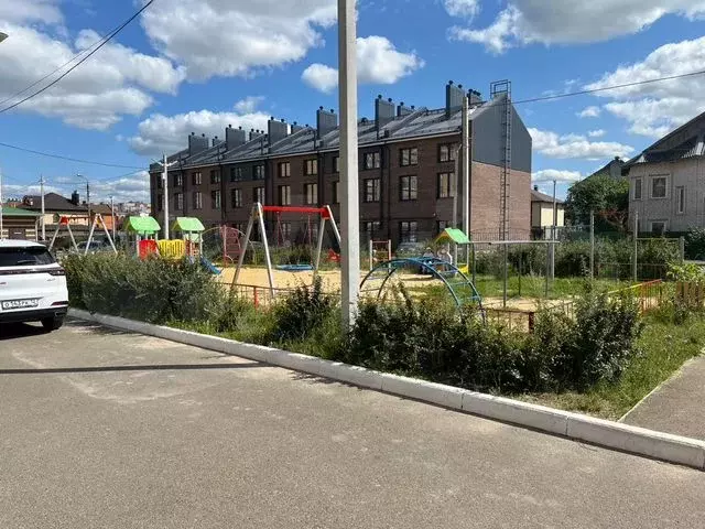 1-к. квартира, 42 м, 2/5 эт. - Фото 0