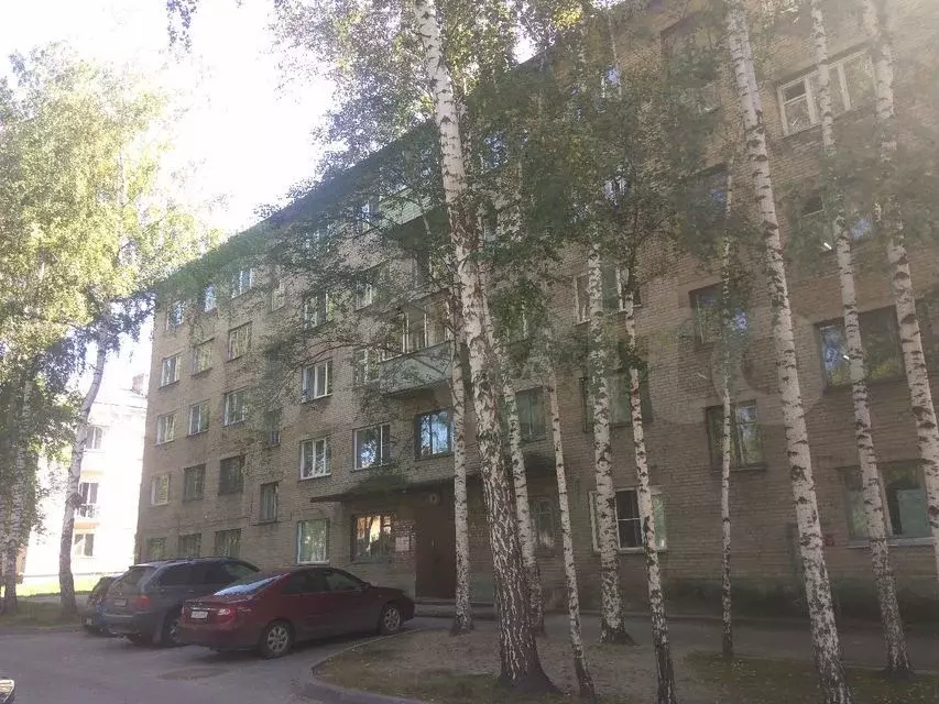 Комната 13,1 м в 1-к., 2/5 эт. - Фото 0