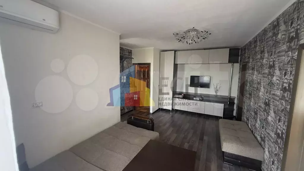 2-к. квартира, 42,8 м, 5/5 эт. - Фото 0