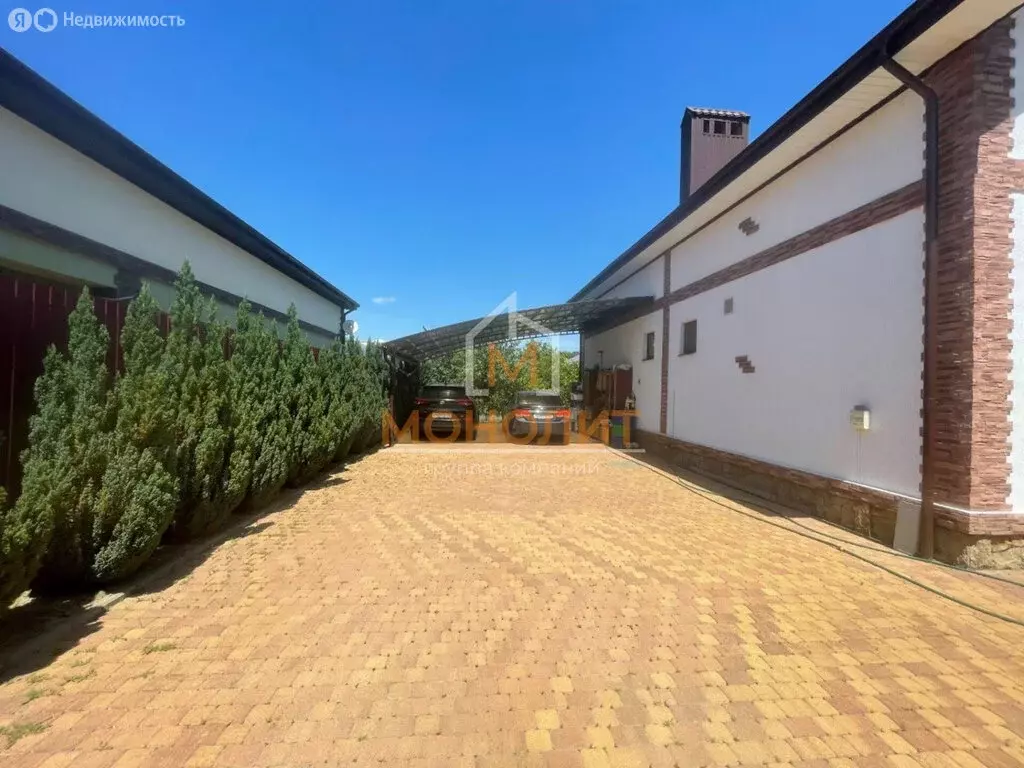 Дом в Горячий Ключ, улица Михаила Шалжияна (250 м) - Фото 1