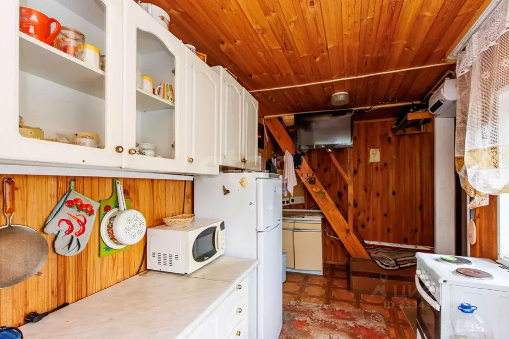Дом в Тюменская область, Тюмень Изобилие СНТ, ул. Ягодная (50 м) - Фото 1