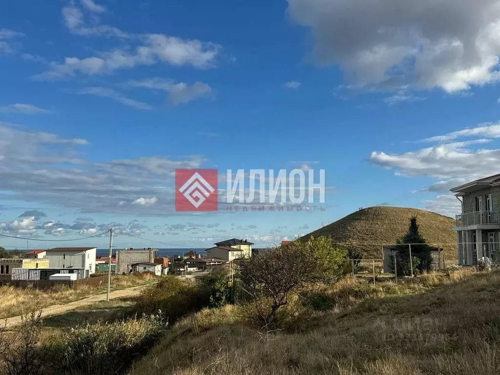 Участок в Крым, Судак муниципальный округ, с. Солнечная Долина ул. ... - Фото 2