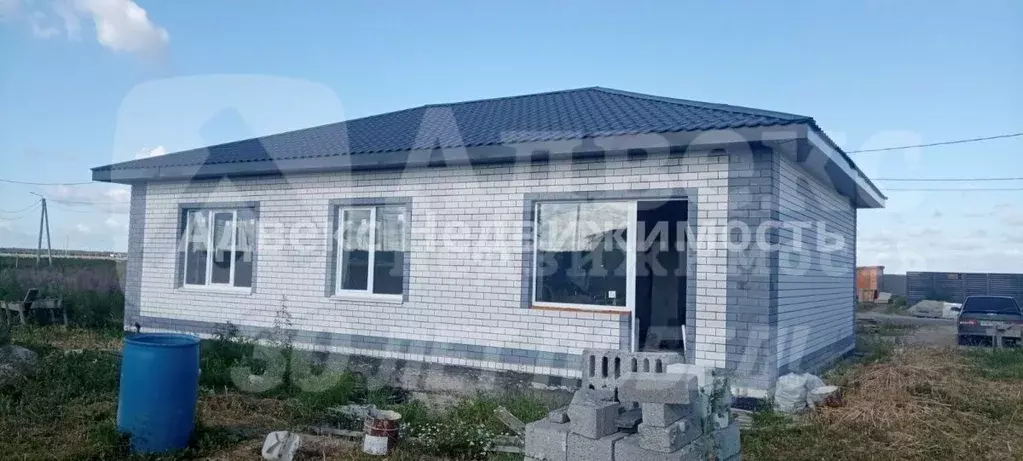 Дом в Тюменская область, Тюменский район, с. Успенка ул. Удачная (110 ... - Фото 1