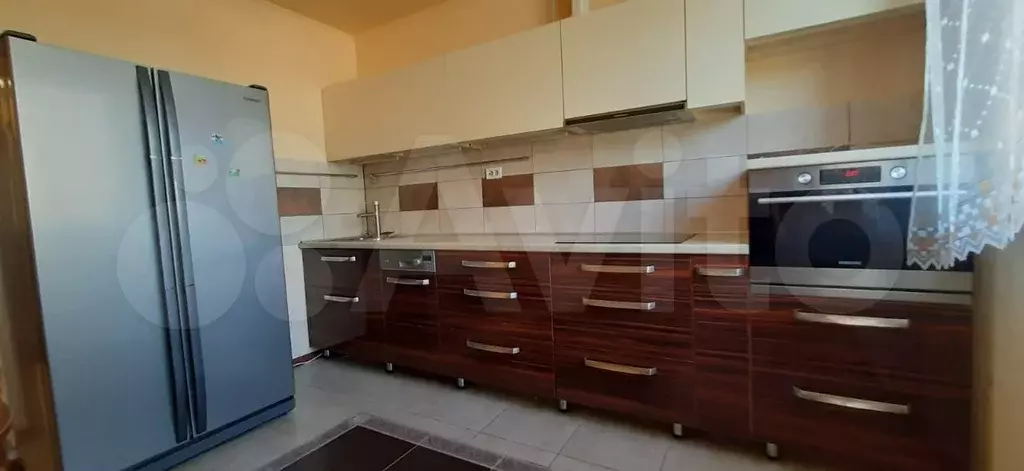 2-к. квартира, 60 м, 4/14 эт. - Фото 0