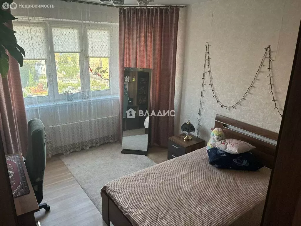 3-комнатная квартира: посёлок Коммунарка, улица Сосенский Стан, 11 ... - Фото 1