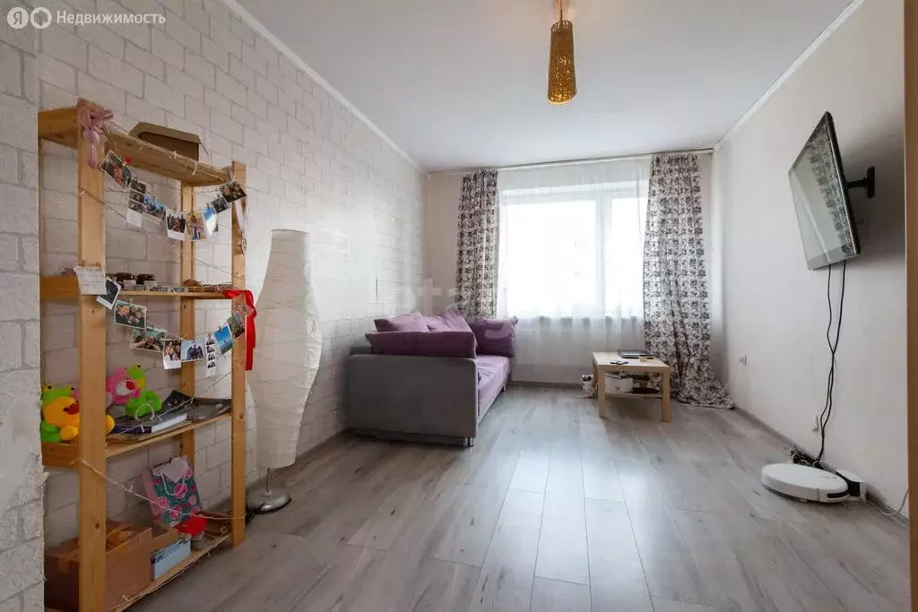 1-комнатная квартира: Калининград, улица Гайдара, 96 (34.9 м) - Фото 1