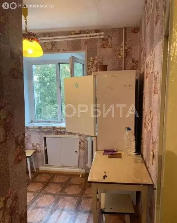 1-комнатная квартира: Тюмень, улица 50 лет Октября, 43 (30 м) - Фото 1