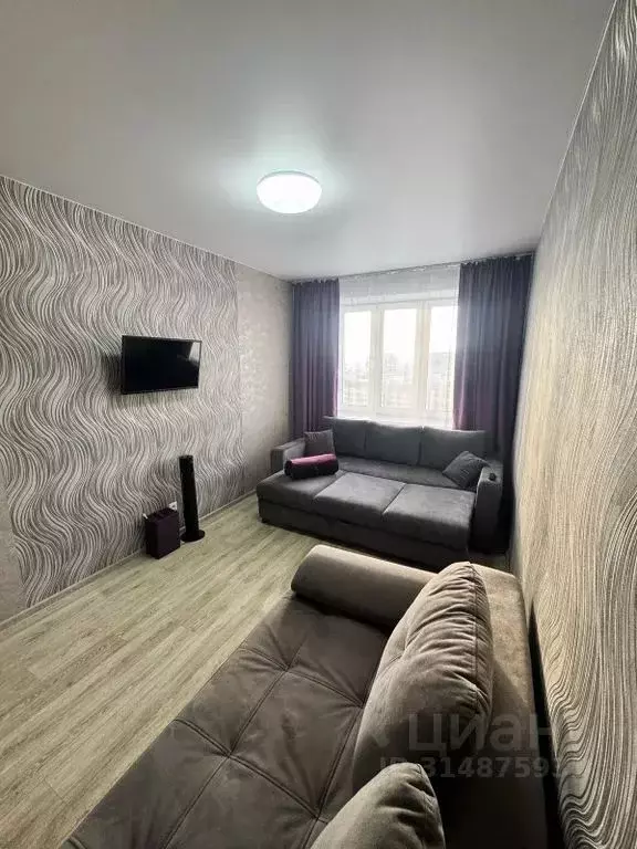 2-к кв. Алтайский край, Барнаул ул. 65 лет Победы, 12 (43.0 м) - Фото 1