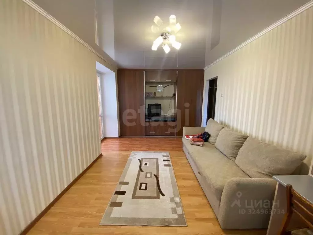 1-к кв. Тюменская область, Тюмень Волгоградская ул., 103 (30.0 м) - Фото 1