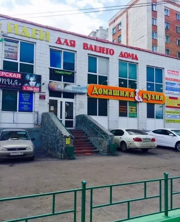 Помещение свободного назначения в Омская область, Омск ул. 10 лет ... - Фото 0