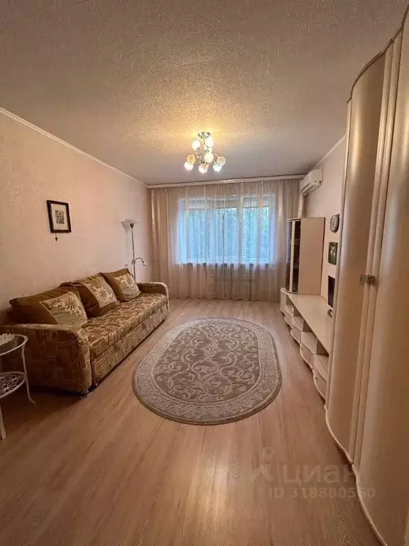 3-к кв. Белгородская область, Старый Оскол Жукова мкр, 29Б (64.0 м) - Фото 0