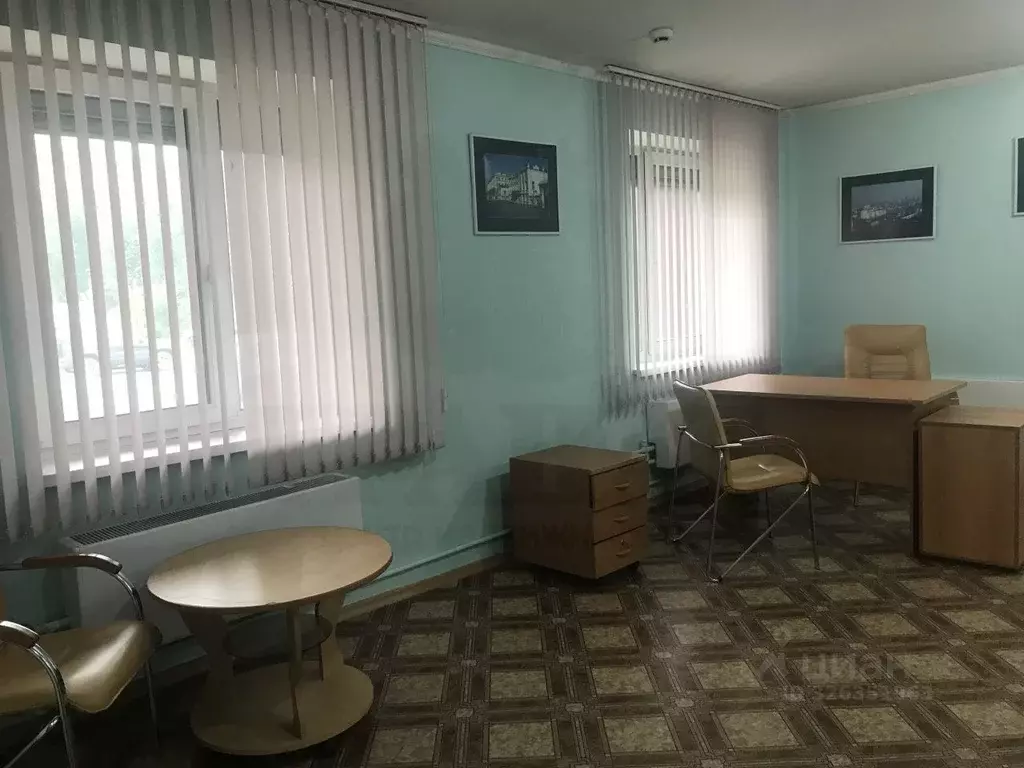 Помещение свободного назначения в Свердловская область, Екатеринбург ... - Фото 2