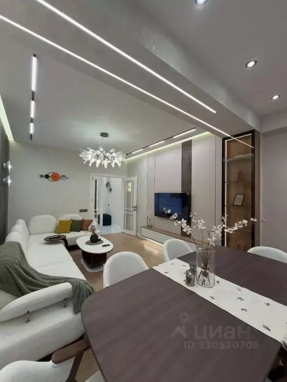 2-к кв. Татарстан, Казань ул. Алексея Козина, 3Б (70.0 м) - Фото 2