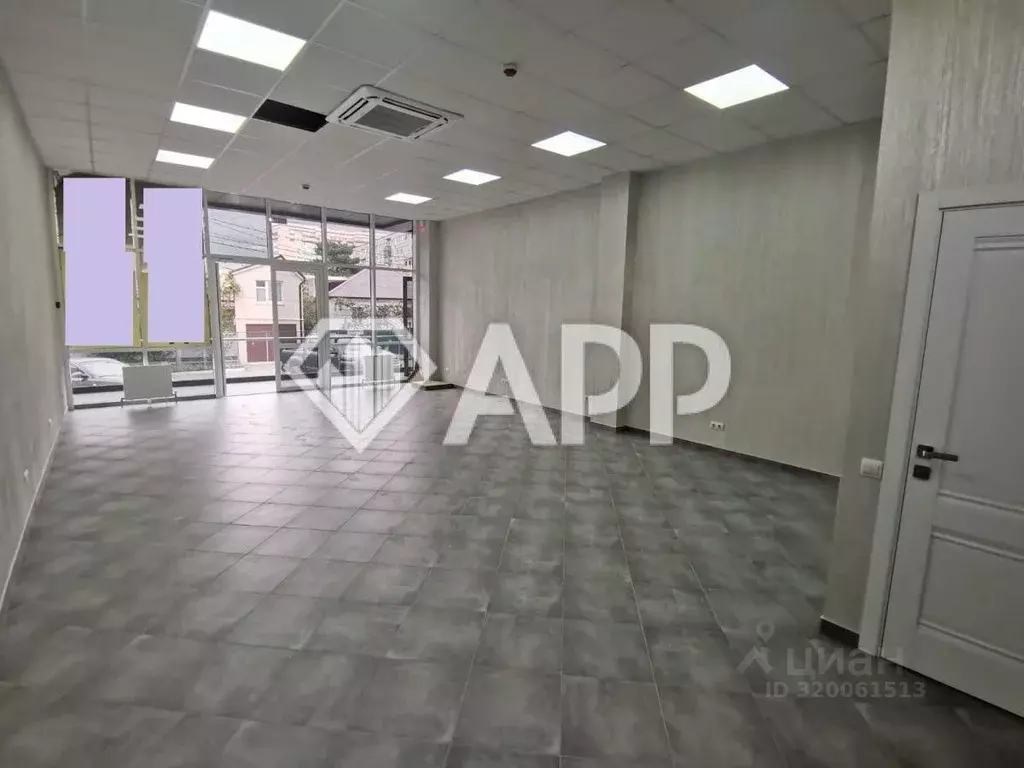 Помещение свободного назначения в Краснодарский край, Геленджик ул. ... - Фото 0
