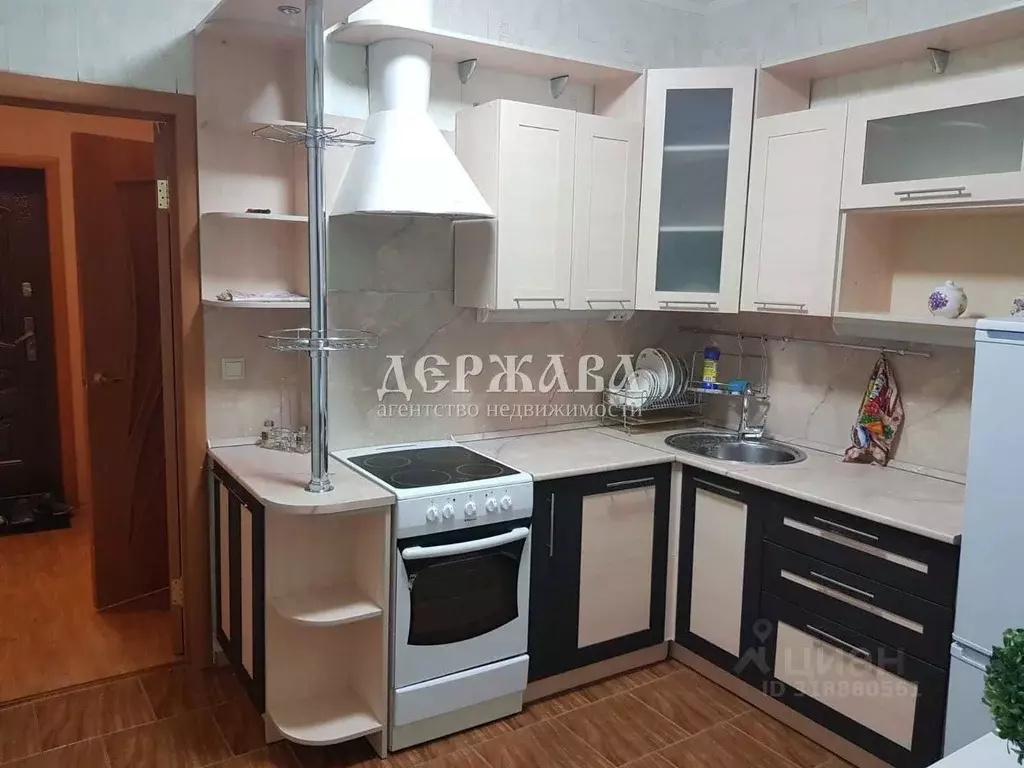 1-к кв. Белгородская область, Старый Оскол Восточный мкр, 44 (40.0 м) - Фото 0