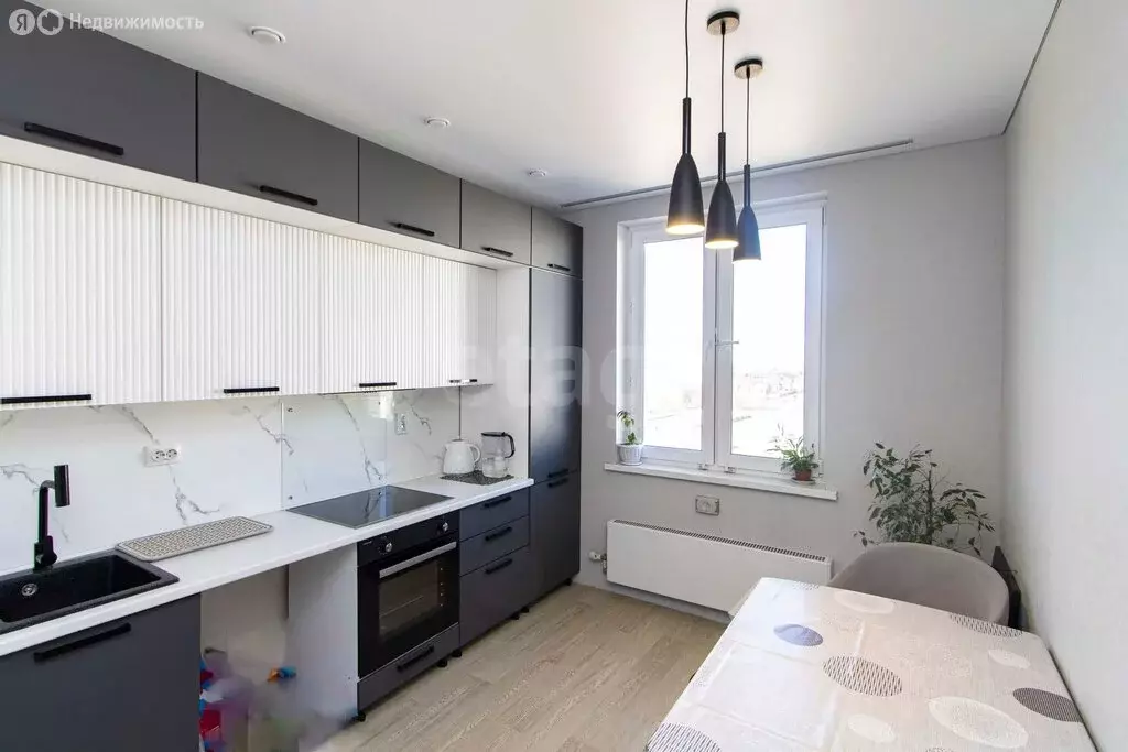 2-комнатная квартира: Тюмень, микрорайон Антипино, Беловежская улица, ... - Фото 2