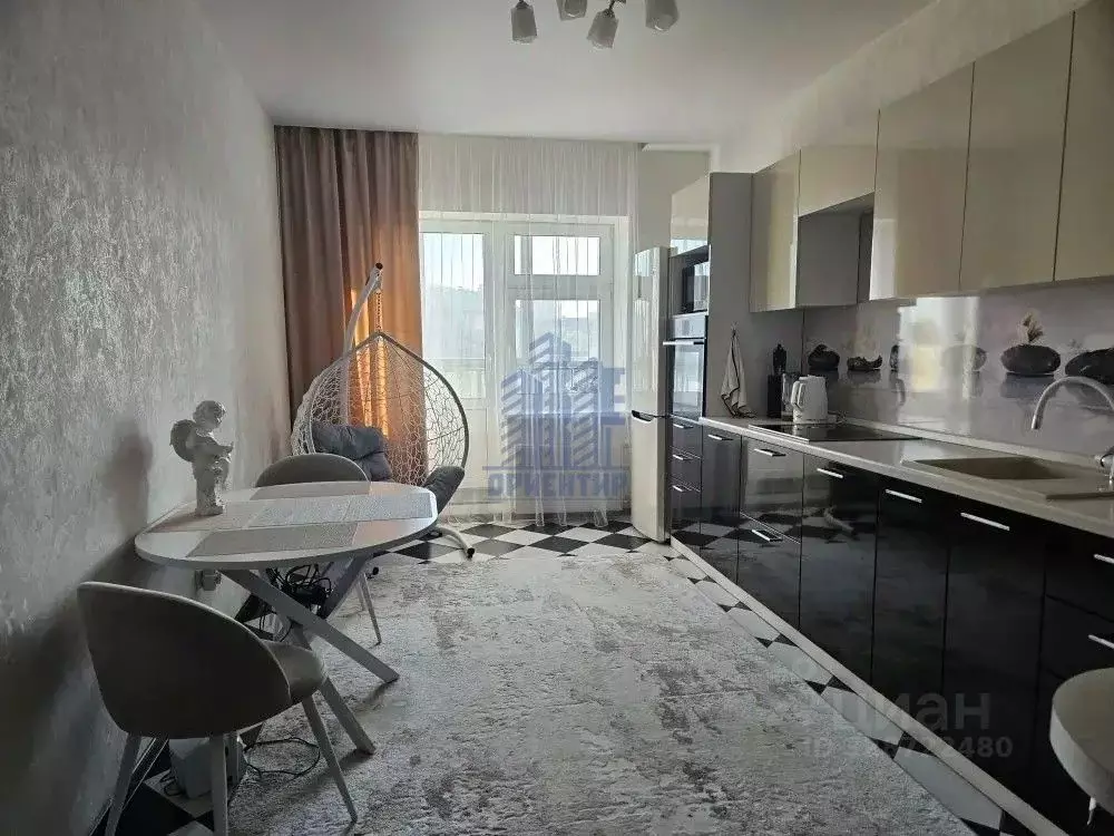 3-к кв. Чувашия, Чебоксары ул. Калинина, 91 (91.4 м) - Фото 2