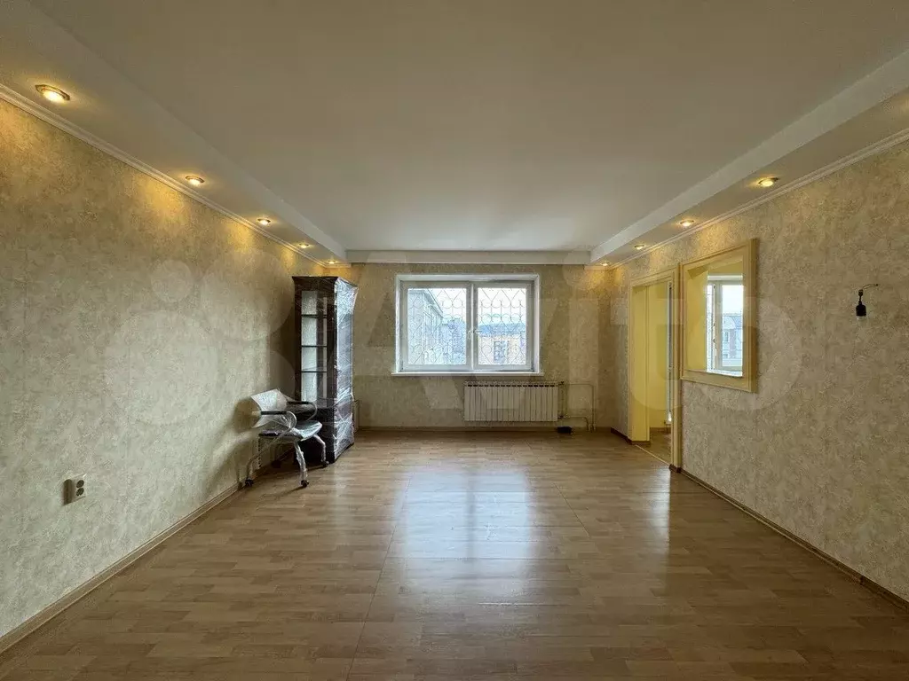4-к. квартира, 90 м, 10/10 эт. - Фото 0