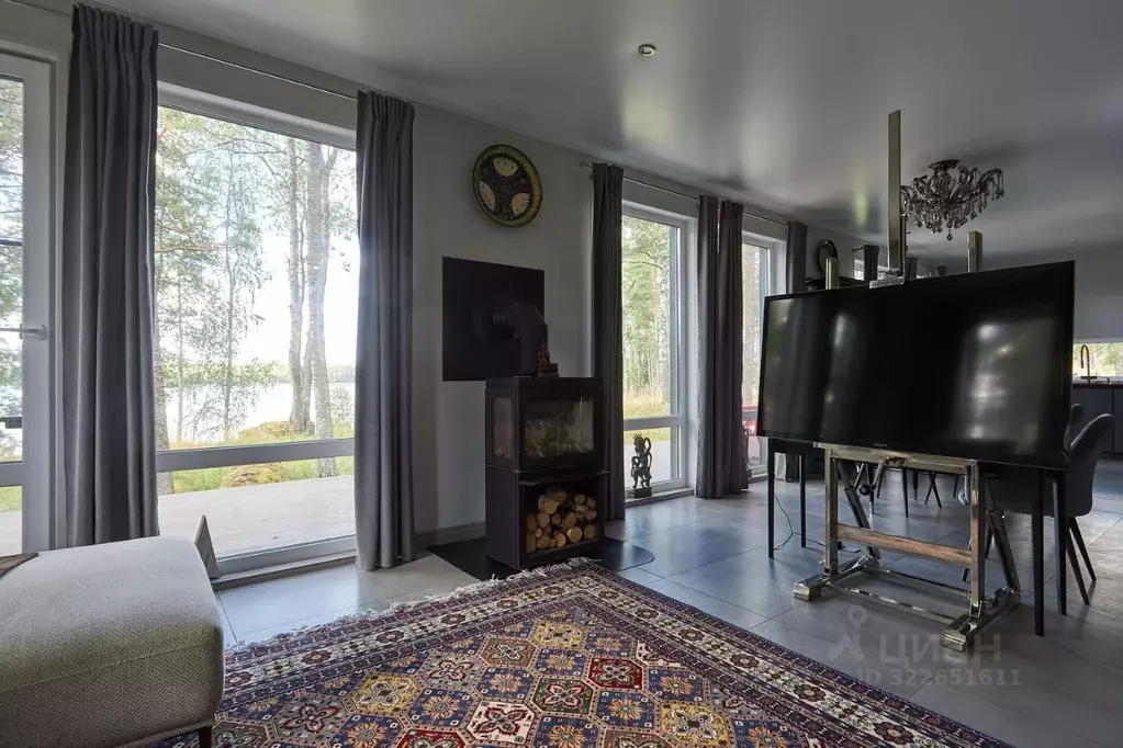 Дом в Ленинградская область, Выборгский район, Гончаровское с/пос, ... - Фото 1